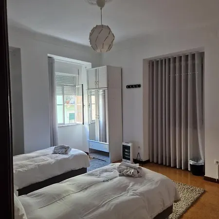 Zuni 3*