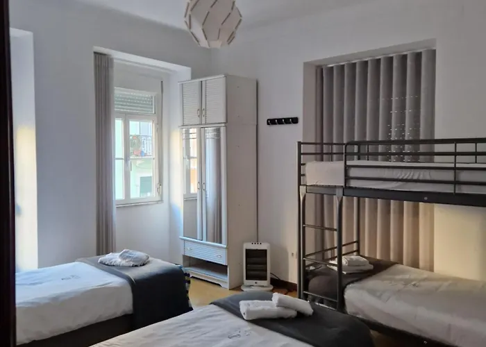 Zuni 3*